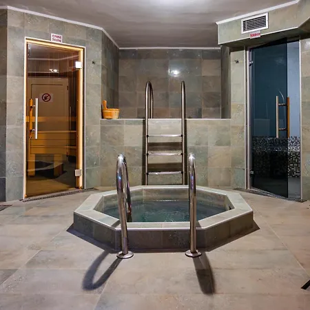 Hotel Rahoni Cronwell By Diomedes Group 5*
