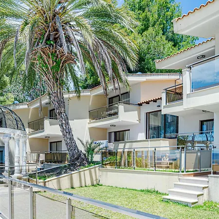Hotel Rahoni Cronwell By Diomedes Group 5*