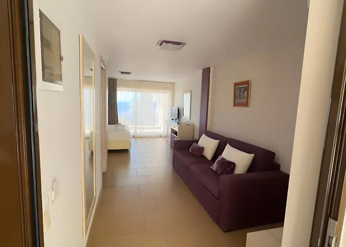 Rahoni Cronwell By Diomedes Group Hotel 5*